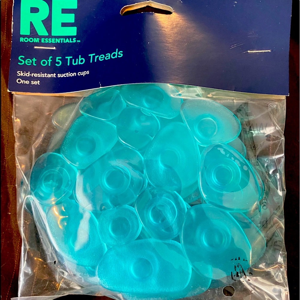 Brand New set of non slip tub treads / grips